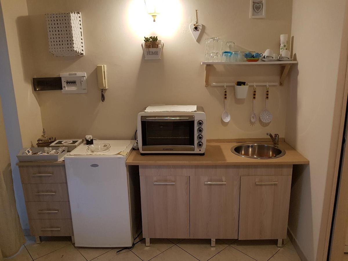 Philos - Appartements & Rooms Taranto Exterior foto