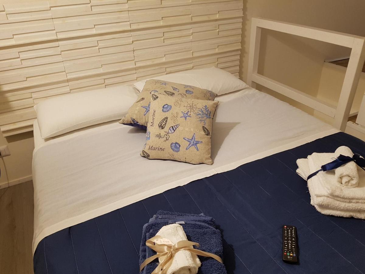Philos - Appartements & Rooms Taranto Exterior foto