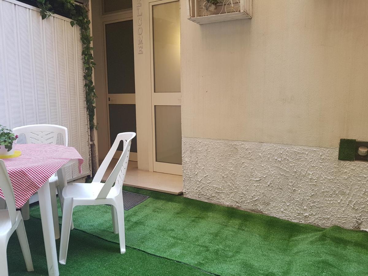 Philos - Appartements & Rooms Taranto Exterior foto